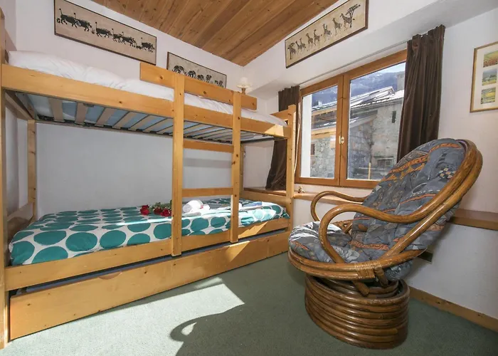 Igloo 3 In-ski Out - Happy *