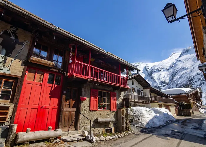 Igloo 3 In-ski Out - Happy